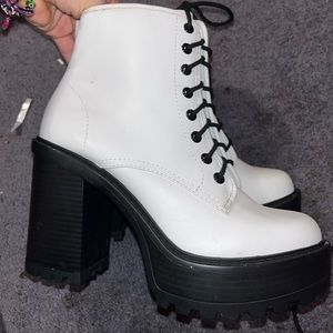 White platform heel boots